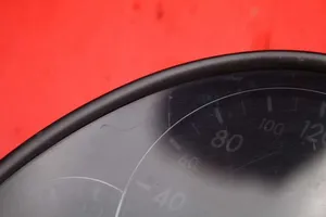 Toyota Avensis Verso Compteur de vitesse tableau de bord 83800-05570-H