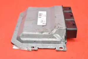 Renault Clio I Unité de commande, module ECU de moteur 237107018R