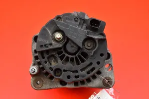 Volkswagen Golf IV Generatore/alternatore 037903025