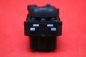 Honda CR-V Przycisk / Włącznik podgrzewania lusterek M33212