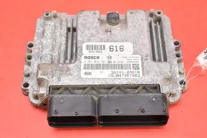 KIA Rio Komputer / Sterownik ECU silnika 0281015461