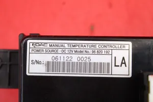 Chevrolet Captiva Unité de contrôle climatique 96820192