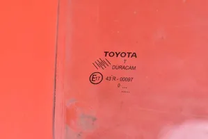 Toyota Corolla Verso E110 Etuoven ikkunalasi, neliovinen malli TOYOTA