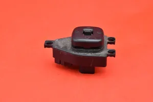 Mazda 3 I Przycisk / Włącznik podgrzewania lusterek BJOE66600