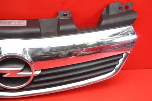 Opel Zafira B Front grill 13157590