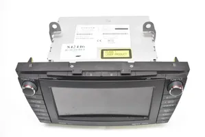 Toyota Avensis Verso Panel / Radioodtwarzacz CD/DVD/GPS 86120-20A80