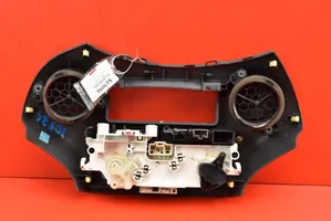 Toyota Yaris Verso Panel klimatyzacji 758277