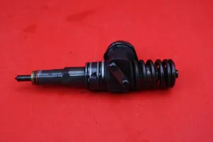 Volkswagen Touareg I Fuel injector 07Z130073H