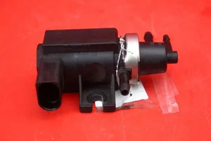 Volkswagen Touareg I Vacuum valve 1J0906627