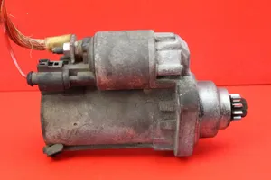 Volkswagen PASSAT B5.5 Starter motor 02Z911023G