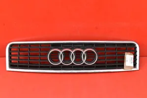 Audi A4 S4 B6 8E 8H Grotelės priekinės 8E0853651B