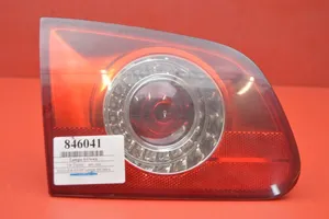 Volkswagen PASSAT B6 Lampa tylna 27449002