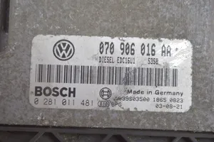 Volkswagen Touareg I Unité de commande, module ECU de moteur 070906016AA