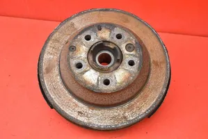 Volkswagen Touareg I Front wheel hub spindle knuckle VOLKSWAGEN