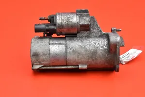 Volkswagen PASSAT B5.5 Starter motor 068911024L