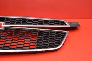 AC 428 Grille de calandre avant 96850771