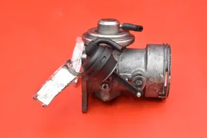 Volkswagen Touareg I EGR valve 070128070F