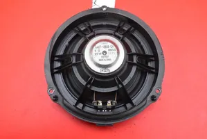 Ford Focus Subwoofer-bassokaiutin AA6T-18808-CA