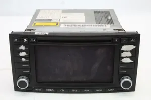 Volkswagen Touareg I Unité principale radio / CD / DVD / GPS 7L6035191C