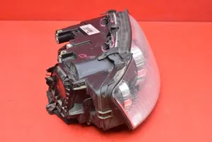 Audi A4 S4 B6 8E 8H Lampa przednia 89310249