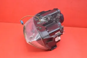 Volkswagen PASSAT B5.5 Lampa przednia 3B7941015M