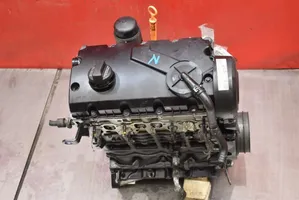 Volkswagen PASSAT B5.5 Engine AVF