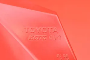 Toyota Yaris Luci posteriori TOYOTA