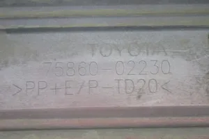 Toyota Corolla E10 Front sill (body part) 75860-02230