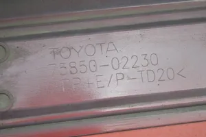 Toyota Corolla E10 Sottoporta anteriore (parte carrozzeria) 75850-02230