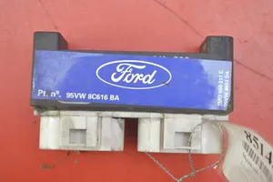Ford Galaxy Scatola di montaggio relè 95VW8C616BA