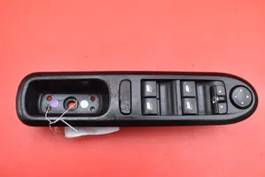 Peugeot 407 Interruttore di controllo dell’alzacristalli elettrico 96468704XT