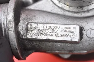 Volvo XC70 Cześć układu próżniowego turbosprężarki 8653122