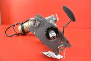 Toyota Corolla E110 Ohjaustehostimen pumppu 45200-02180