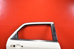 Chrysler 300 - 300C Aizmugurējās durvis 