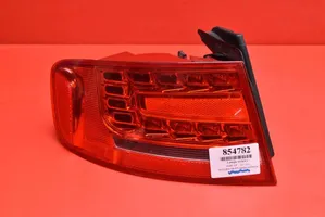 Audi A4 S4 B8 8K Задний фонарь в кузове 8K5945095K