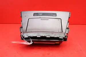 Toyota Avensis Verso Auton tuhkakuppi 58804-05110