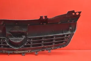 Opel Zafira B Front grill 13157590