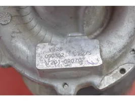 Toyota Avensis Verso Cześć układu próżniowego turbosprężarki 17201-0R070