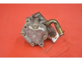 Audi A4 S4 B5 8D Ohjaustehostimen pumppu 8D0145156L