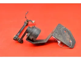 Audi A4 S4 B6 8E 8H Sensor / Fühler / Geber 8E0907503