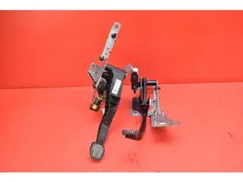 Ford Focus C-MAX Accelerator throttle pedal 8N51-7B633-CD