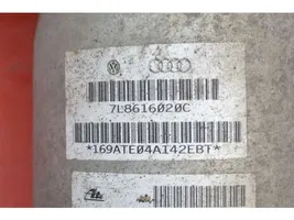 Audi Q7 4L Amortyzator tylny 7L8616020C