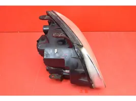 KIA Carens I Lampa przednia 0K2FA51020