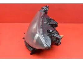 Mazda 3 I Lampa przednia 0000