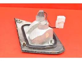 Mitsubishi Carisma Lampa tylna 151208