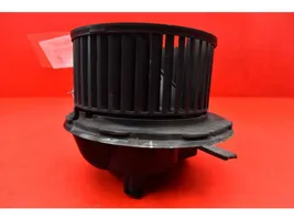 Volkswagen Touran I Heater fan/blower F983228M