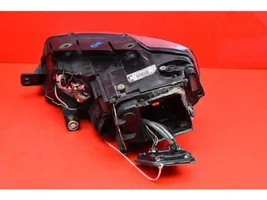 Volkswagen PASSAT B5.5 Lampa przednia 3C0941752G