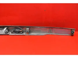 Opel Zafira B Éclairage de plaque d'immatriculation 13137862