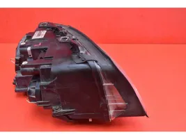 Audi A4 S4 B6 8E 8H Lampa przednia 8E0941003S