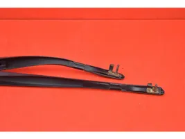 BMW 5 F10 F11 Front wiper blade arm 7182459